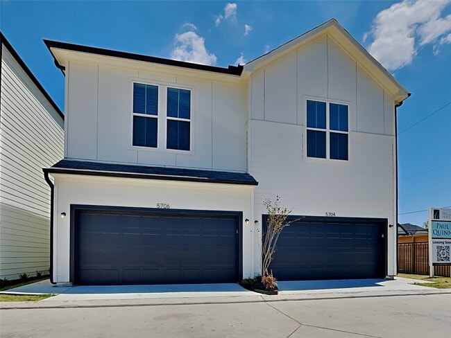Building Photo - 2604 Mid Ln Rental