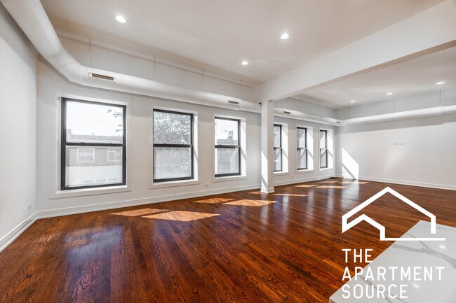 Photo - 2500 W Chicago Ave Unit 2W