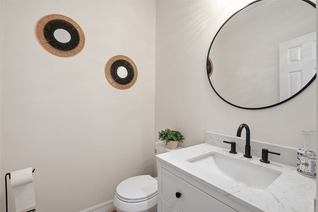 Photo - 73 W Sandalbranch Cir