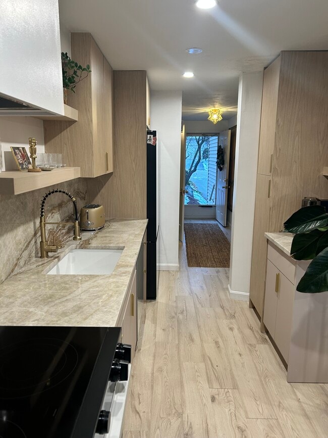 Photo - 15 Samuel Dr