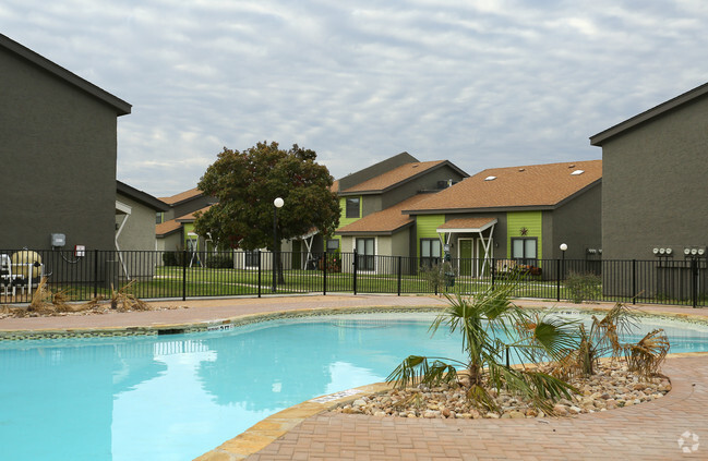 Building Photo - The Gardens at Midland Rental