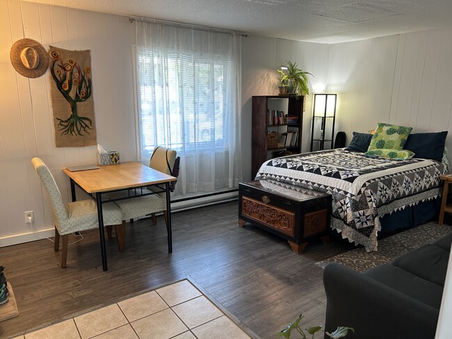 Photo - 3073 Alder St