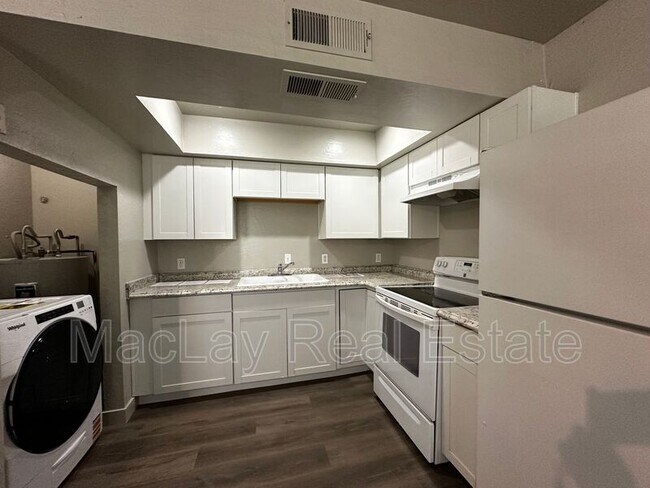 Photo - 1421 E Fillmore St Unit 4