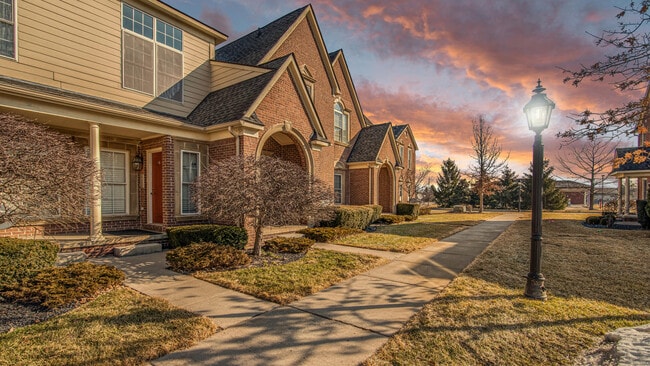 Photo - 45605 Graystone Ln
