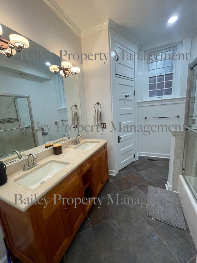 Photo - 2541 Cherokee Pkwy Unit 1