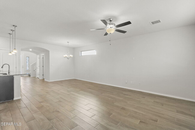 Photo - 7365 Frostline Pl