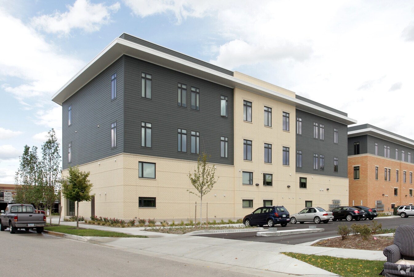 Photo - Tapestry Square