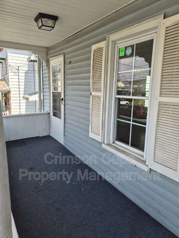 Photo - 58 E Broadway St