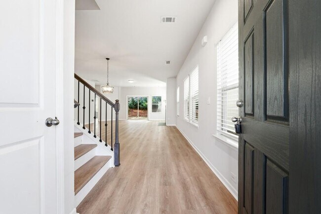 Photo - 2779 Morgan Spring Trail