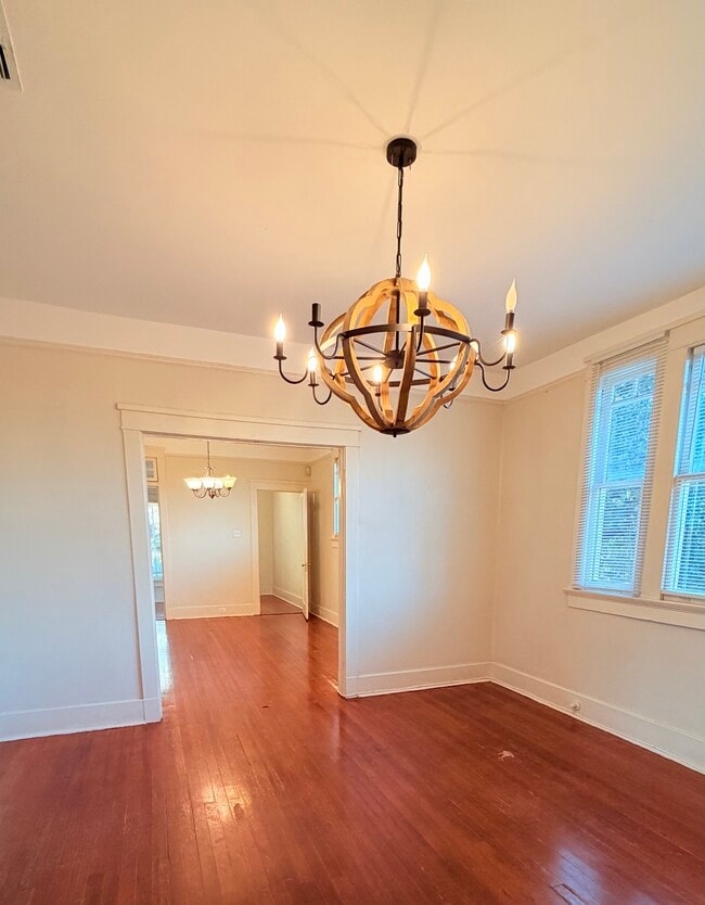 Dining Room - 2037 Joseph St Unit 2037 Joseph