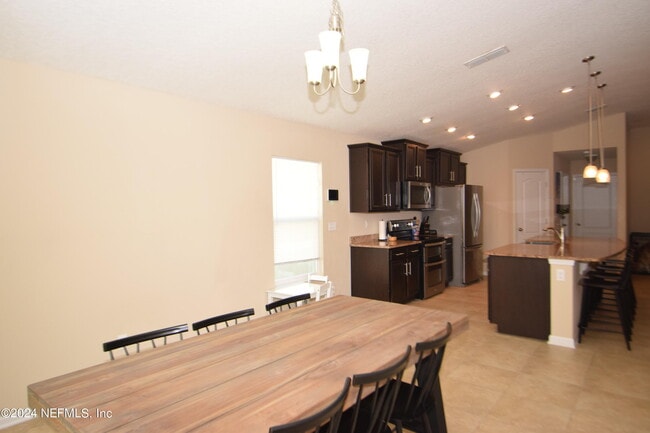 Photo - 12593 Itani Wy