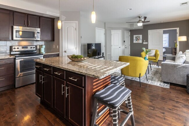 2201 Reading Rd Unit SI FL1-ID1056086P