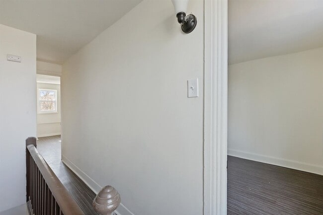 Photo - Bright 5 Bedroom, 1.5 Bath Home in Harrisburg, Pa!