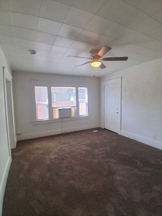 Photo - 956-958 N. Farris Ave Unit 956