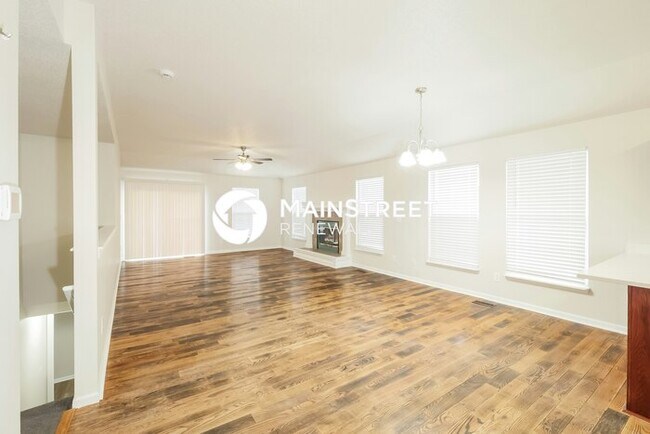 3 Bedroom Pet-Friendly Home in PLATTE CITY, MO with Main Street Renewal