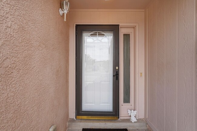 Photo - 270 Littler Dr SE