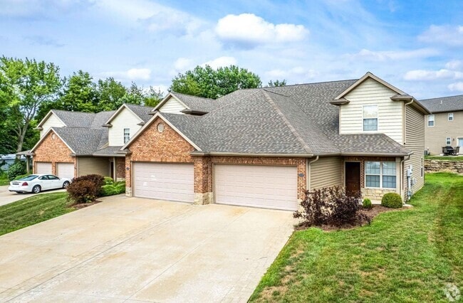 Building Photo - 1543 Rolling Rock Dr Rental