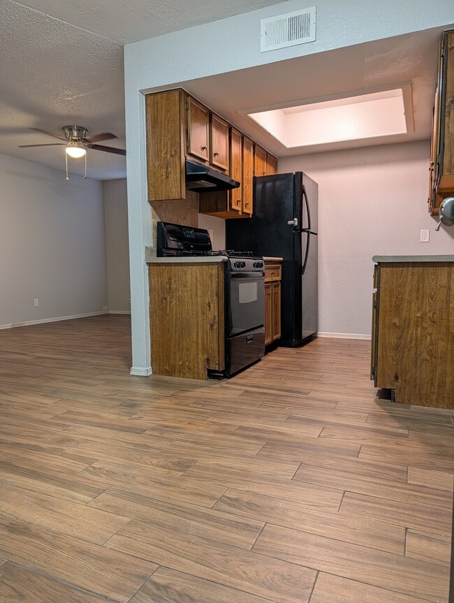 Photo - 10628 Cuatro Vistas Dr Unit Apartment C