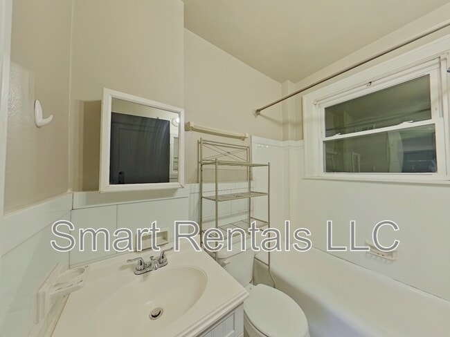 Photo - 5618 S Grand Blvd