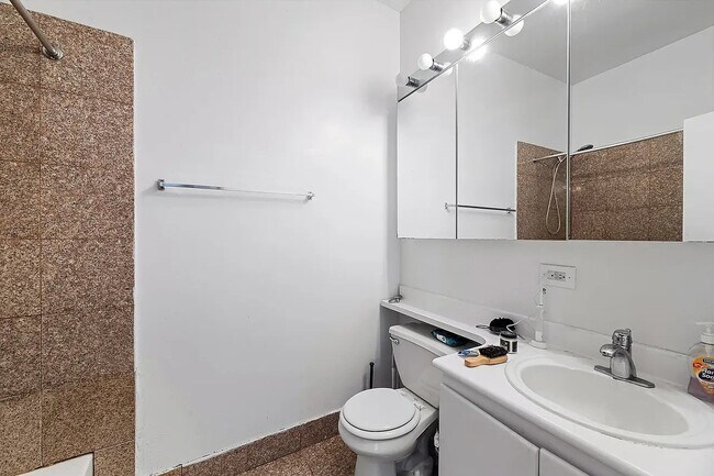 Photo - 220 Sullivan St Unit 1A