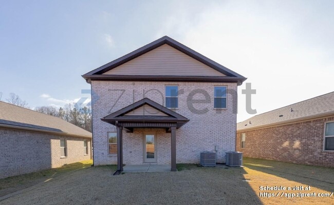 Photo - 27935 Chalmers Cir