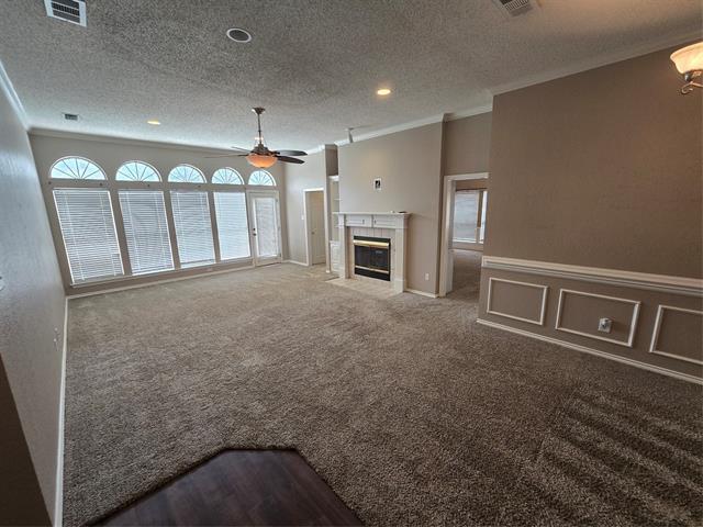 Photo - 2609 Classic Ct E