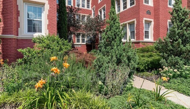 1008 Westover Ave Unit 401b
