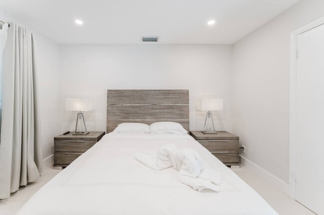 Photo - 4017 Monroe St Unit SI ID1521821P