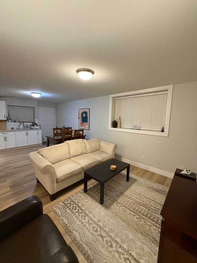 Photo - 1511 Haversley Av