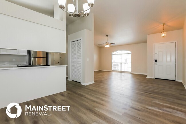 Photo - 5829 Daughtery Downs Loop