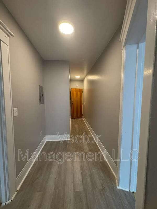 Photo - 1476 Chapel St