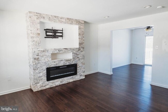 Photo - 312 Galean Dr