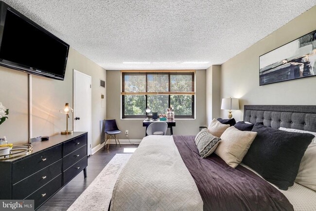 Photo - 5500 Holmes Run Pkwy Unit 510