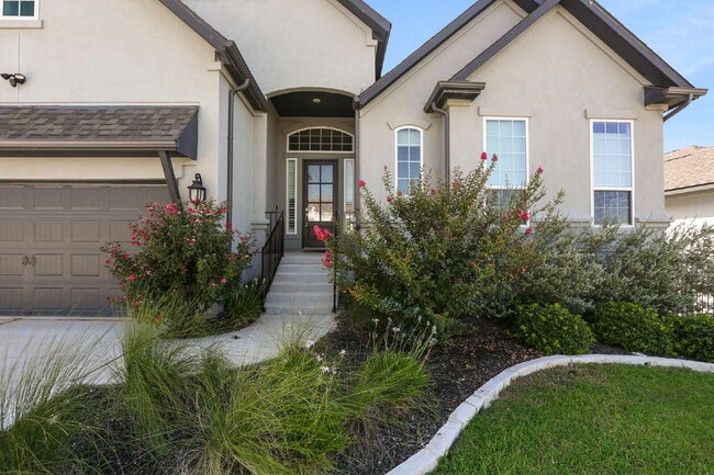 Building Photo - Luxury Living in the hills of Travisso