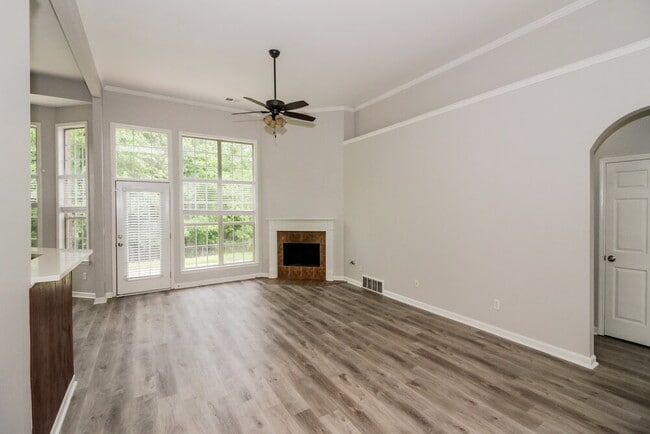 Photo - 8168 White Wing Cove W