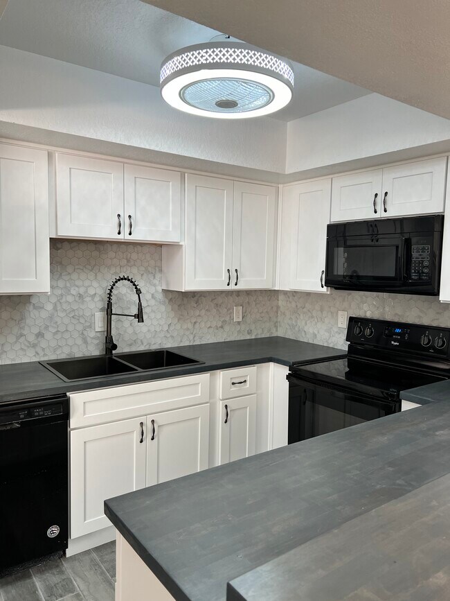Photo - 4609 Ashley Dr
