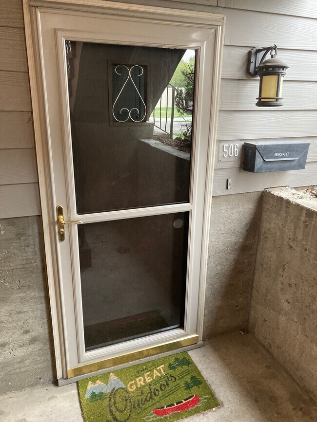 Front Door - 506 N 15th Ave Apartments Unit 0