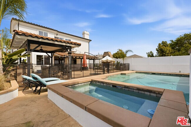 Photo - 1832 11th St