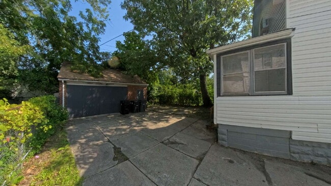 Photo - Three Bedroom Single Family Home!