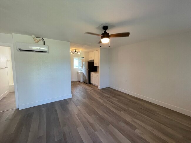 Photo - 2022 SW 6th St