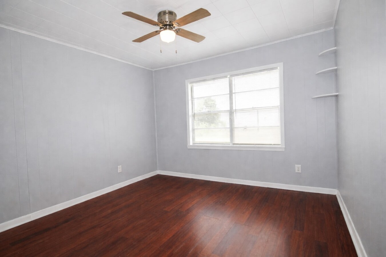 Photo - 2727 Nelga Rd