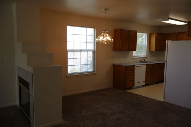 Photo - Cozy & Spacious 3-Bedroom Townhome In Fort Collins