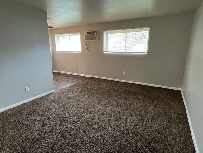 Photo - Warren Park 2 Bedroom Apartment with Balcony Unit 9130 E 10th St- 2