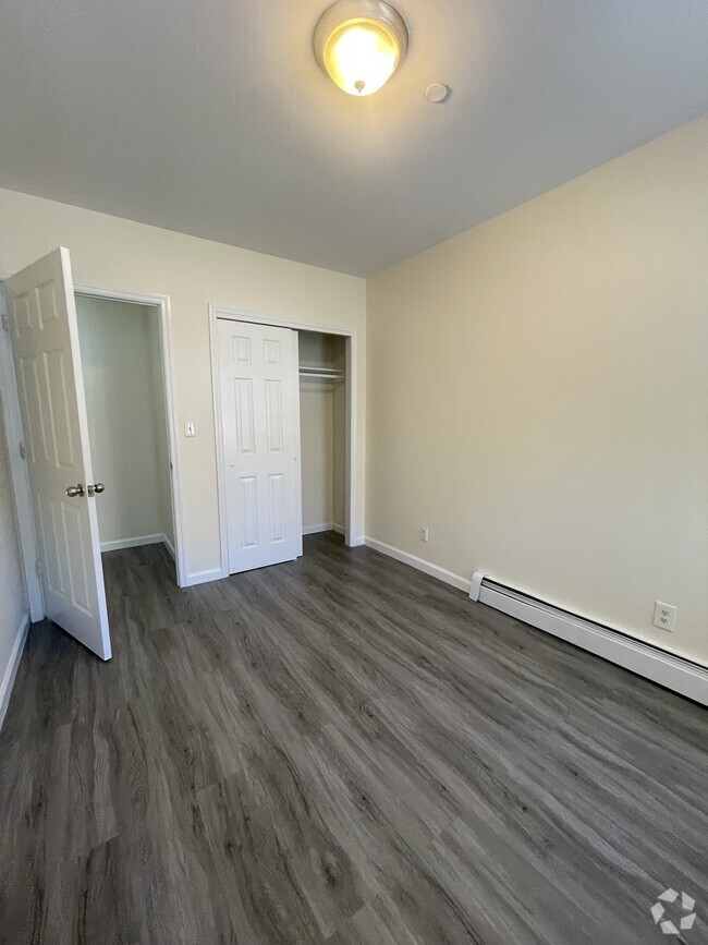 Building Photo - 102 28th Ave Unit 2 Rental