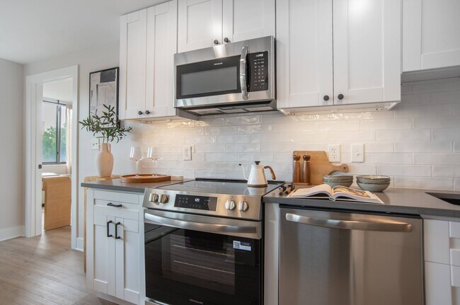 Connecticut House Apartments