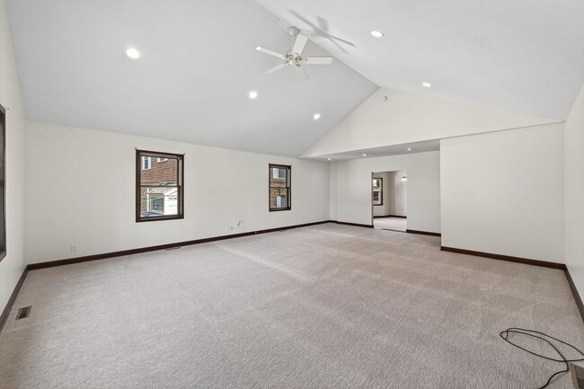 Photo - 6 month lease Spacious, 5bd, 2.5 renovated home in Midway!! AVAILABLE NOW