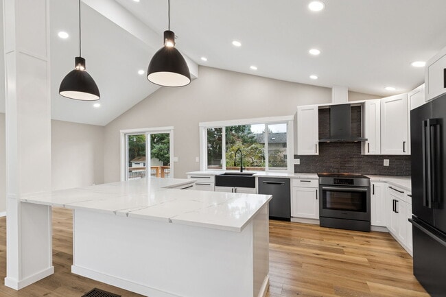 Photo - 9488 Olson Rd NW