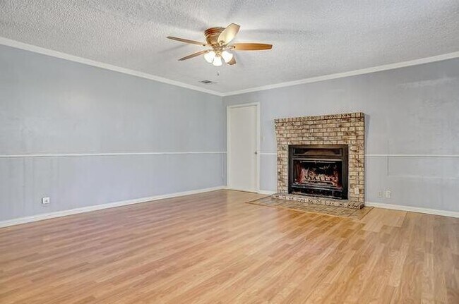 Photo - 1704 Frog Pond Rd