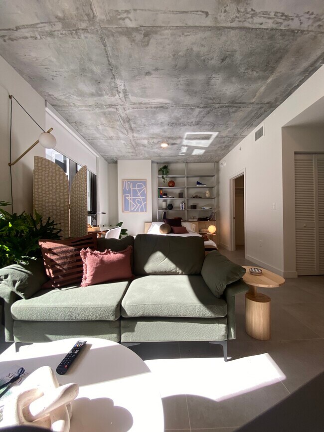 Photo - 220 NW 33rd St Unit S16