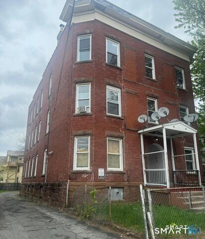 46 Bond St Unit 3